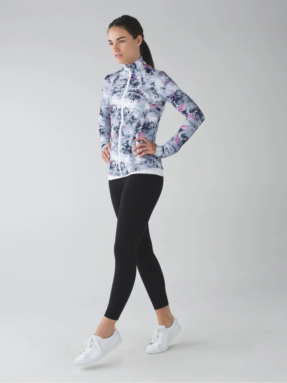 LULULEMON SIZE12~DEFINE MOODY FLORAL FORM FIT SPORTS PILATES YOGA RUNNING JACKET